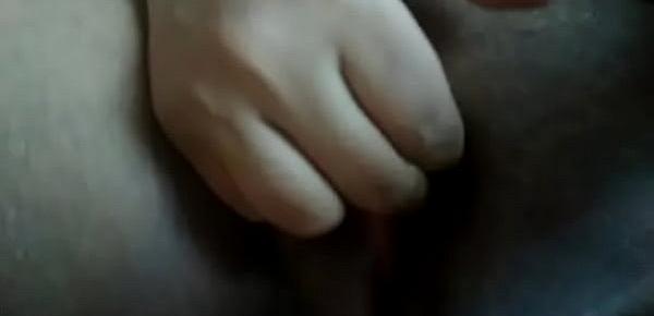  My GF rubbing pussy doing mastrubution